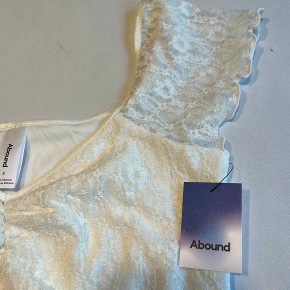 Abound Womens Small White Lace Cap Sleeve Top‎ Womens Small Cute Summer Crop Top - Picture 3 of 9